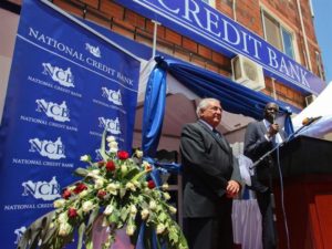 DOMINIQUE STRAUSS-KAHN INAUGURE UNE BANQUE AU SOUDAN DU SUD