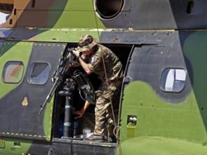 2013-01-19T141656Z_1505591313_GM1E91J1PTQ01_RTRMADP_3_MALI-FRANCE-TROOPS_0